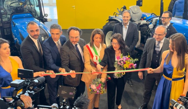 Torna a Bari Enoliexpo, Pentassuglia “Fiducia per i produttori pugliesi”
