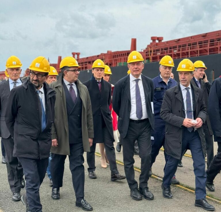 Ex Ilva, Toti “Tracciata la via per il rilancio della siderurgia”