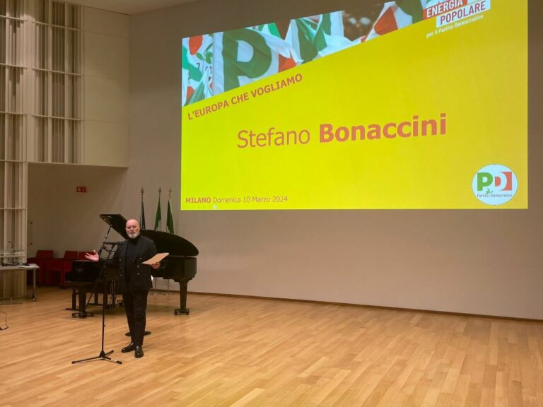 بوناتشيني: استسلام أوكرانيا سيكون دراماتيكيا بالنسبة للقيم الغربية