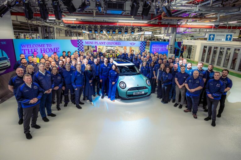 Al via al Mini Plant Oxford la produzione della nuova Cooper