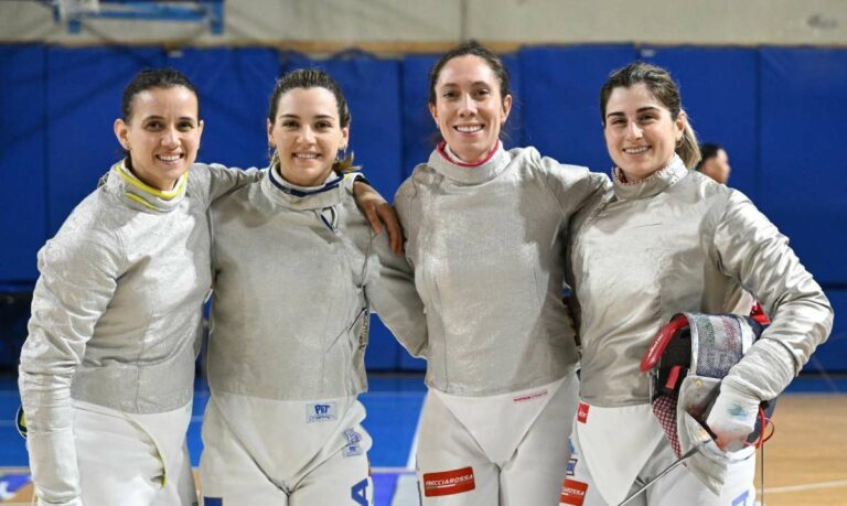 Sciabolatrici in Belgio, fiorettisti negli States