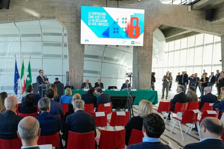 Lombardia, beni confiscati. Stanziati 6,7 mln per 112 progetti