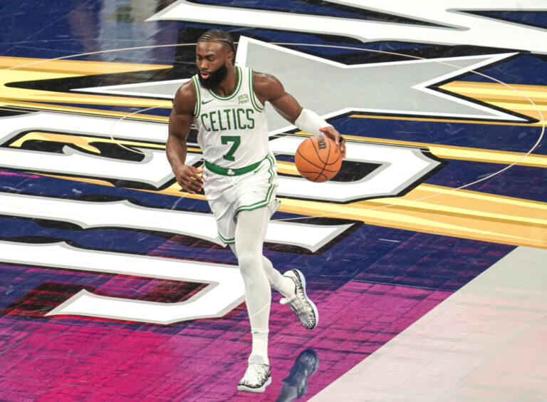 Celtics e Thunder avanti tutta, vincono i Bucks