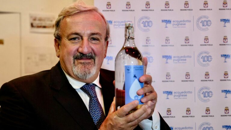 Acqua pubblica, Emiliano “Giornata storica per la Puglia”