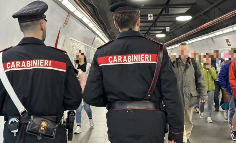 Furti e borseggi nel centro storico di Roma, boom di arresti