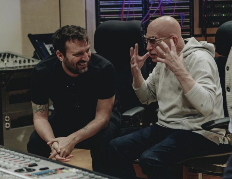 Cesare Cremonini al lavoro a Londra sul nuovo album con Mike Garson