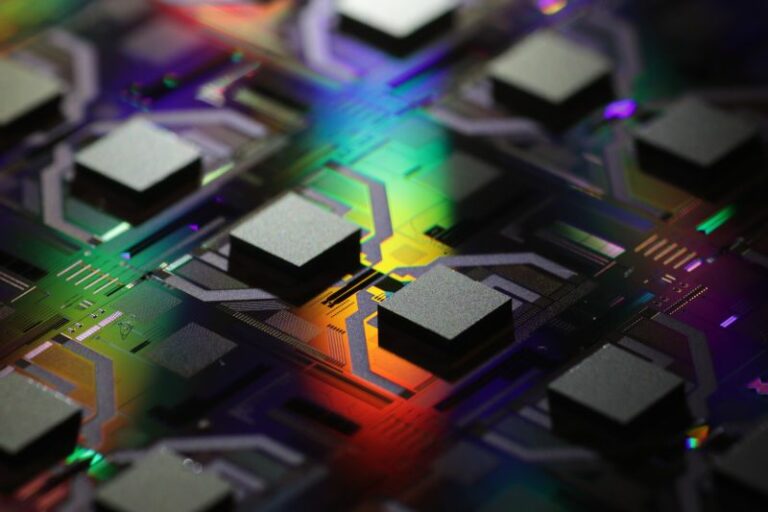 Stellantis investe nella francese Steerlight specializzata in Adas