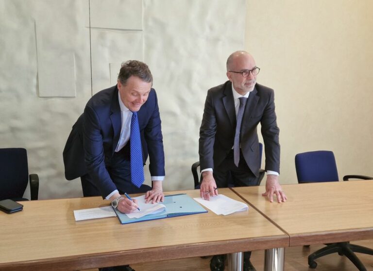 Firmato il protocollo d’intesa tra Federfarma e Fondazione Airc