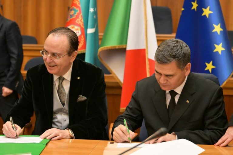 مذكرة تفاهم بين إيطاليا و تركمانستان في مجال السكك الحديد