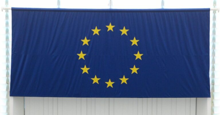 Gli Stati Uniti d’Europa migliore risposta alle autocrazie