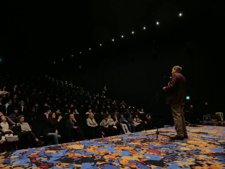 Brugnaro agli studenti veneziani “Siete gli eredi di una grande storia”