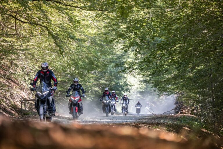 Ducati, aperte le prenotazioni per il DRE Adventure 2024