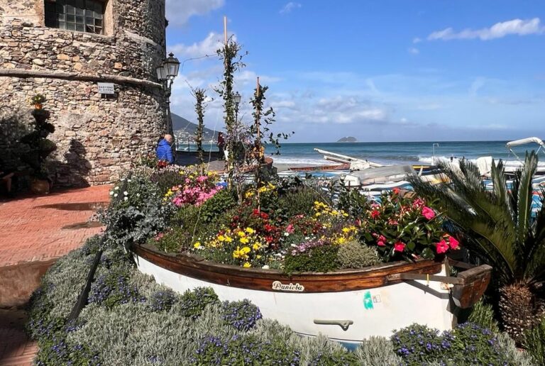 Borghi in Fiore 2024, Laigueglia il più votato in assoluto