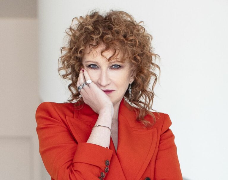 Fiorella Mannoia compie 70 anni e raddoppia il live a Roma alle Terme di Caracalla
