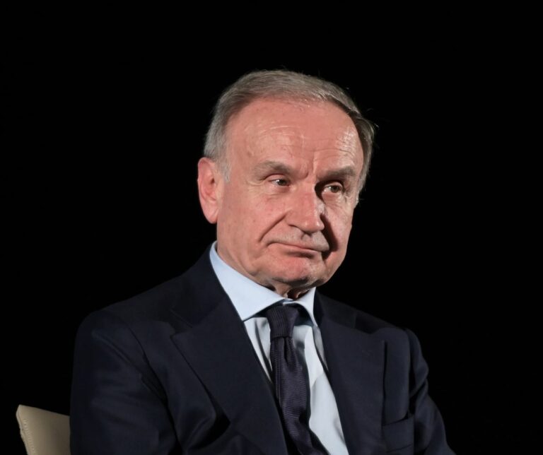 Notte tranquilla in ospedale per Petrucci