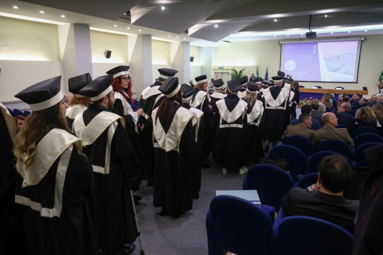 Doppia laurea con 1 anno di studio all’estero, bando per studenti Unical