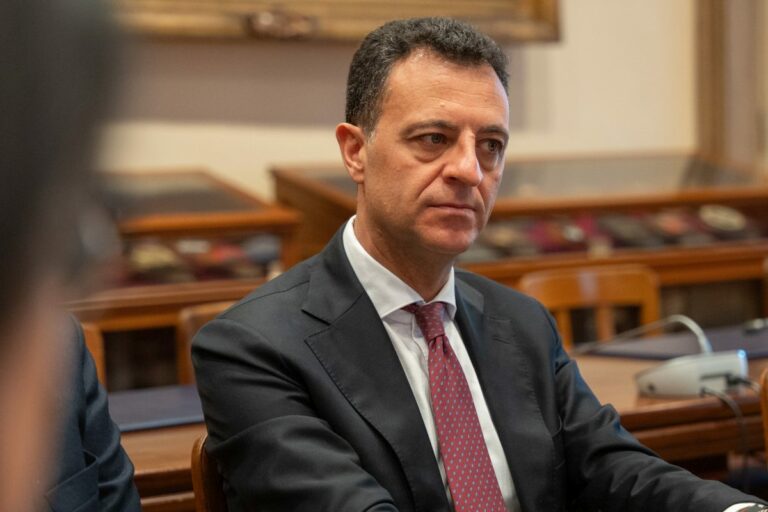 ميناردو: الأزمة بين إيران و إسرائيل تحمل تداعيات أمنية على إيطاليا