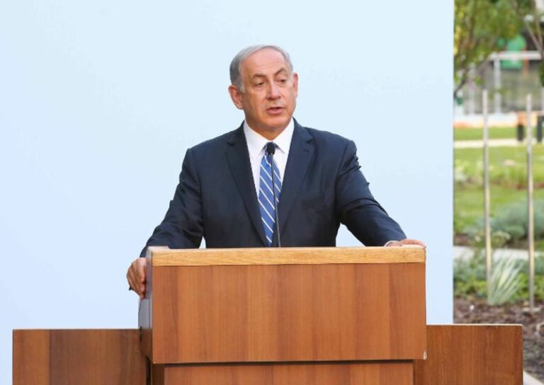 إسرائيل تشن هجوما على إيران.. وطهران تنفي وقوع أضرار