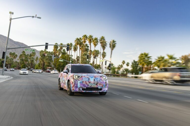 Mini svela ad Auto China 2024 la nuova Aceman