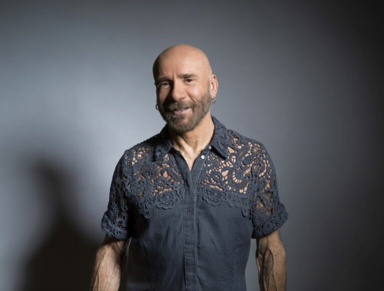 Mario Venuti torna con il nuovo album “Tra la carne e il cielo”