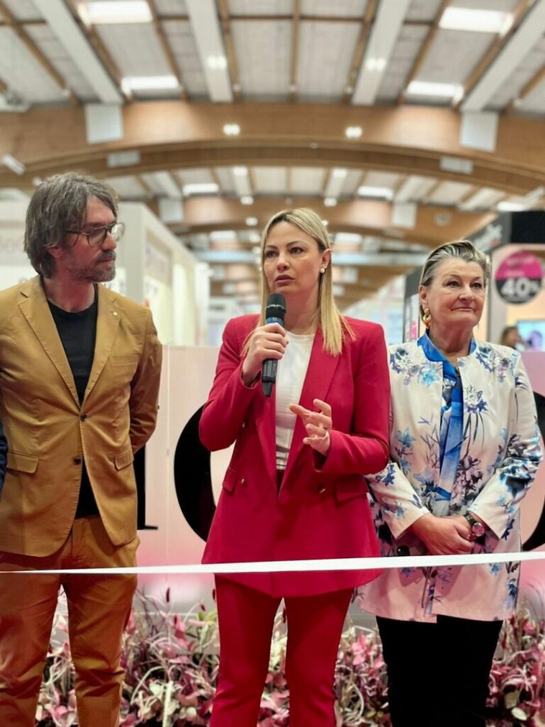 Lombardia, Tironi annuncia a Cosmodonna sostegno alle donne sul lavoro