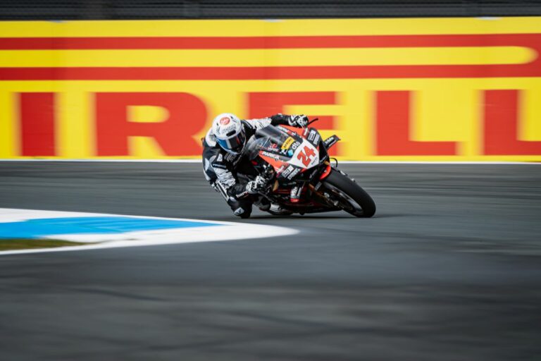 Spinelli fa sua gara 1 ad Assen con le intermedie Pirelli