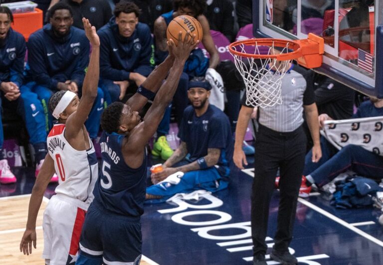 Al via i Play-off Nba: ok Cleveland, Knicks , Denver e Minnesota