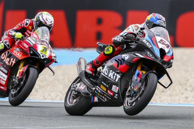 Superbike, in gara 2 primo successo in Olanda per Razgatlioglu