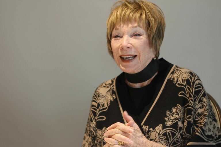 Shirley MacLaine, il premio Oscar compie 90 anni