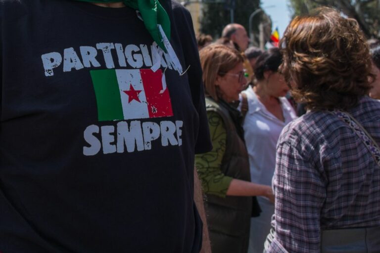 25 Aprile, alta tensione e scontri a Roma e Milano