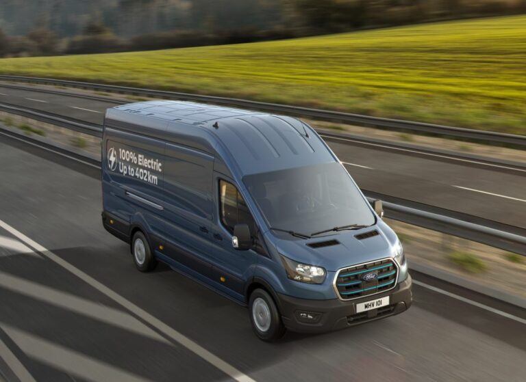 Ford E-Transit aumenta l’autonomia e riduce i tempi di ricarica