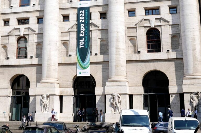 Borsa, Milano apre positiva. Ftse Mib a +0,12