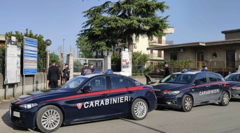 Furbetti del cartellino al Comune di Cimitile, sospesi 4 dipendenti