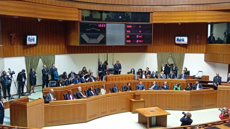 Piero Comandini (Pd) nuovo presidente del Consiglio regionale