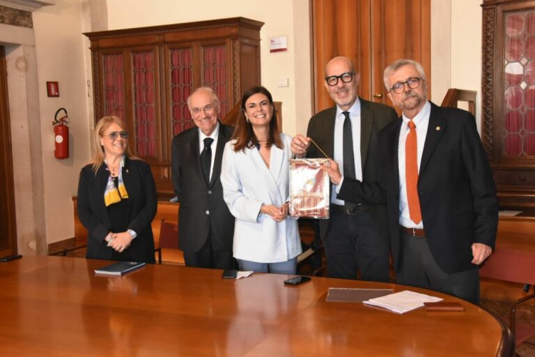 Ricevuti a Ca’ Farsetti i Lions di Venezia per il 70° compleanno