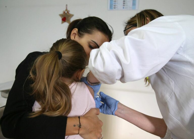 In crescita i bambini che si vaccinano in Toscana