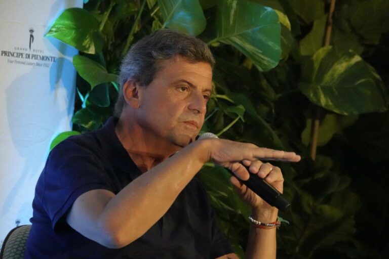 كاليندا: فقط حزب العمل و فورتسا إيطاليا قدما برنامجاً للانتخابات الأوروبية