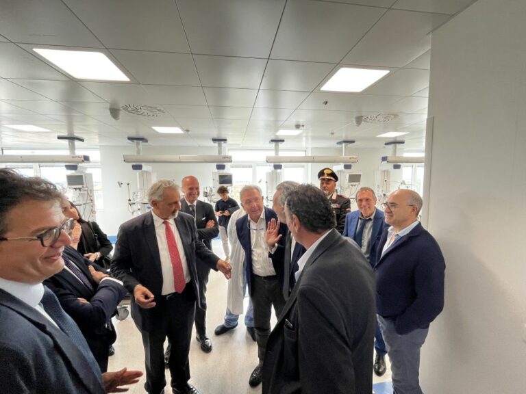 Presidente Regione Lazio Rocca visita nuovi reparti Ospedale San Camillo
