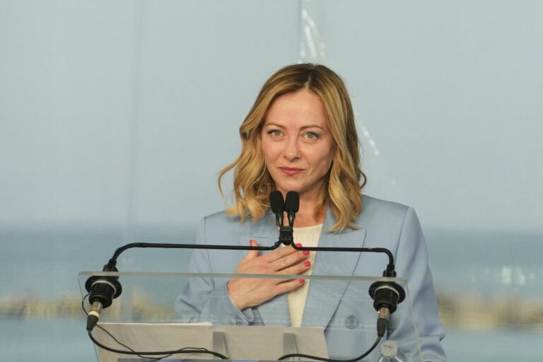 ميلوني: سيكون من الخطأ التراجع عن الإصلاحات