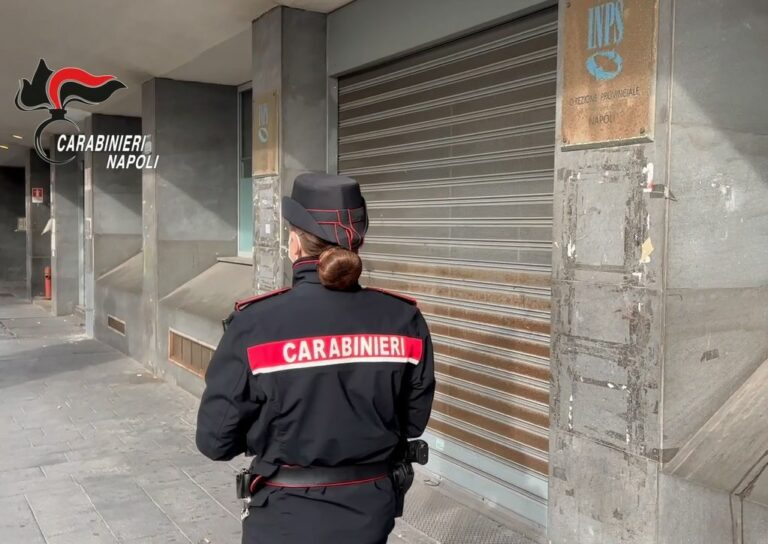 Familiari di camorristi percepivano il reddito di cittadinanza, 7 indagati