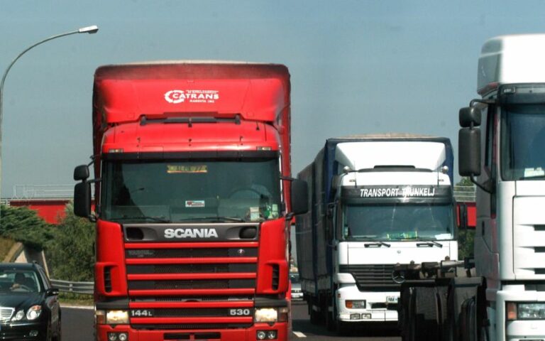 عدد أقل من المالكين والمزيد من الشركات المساهمة خلال 10 سنوات