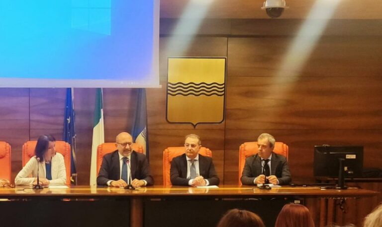 In Basilicata al via digitalizzazione Fer e deposito oli