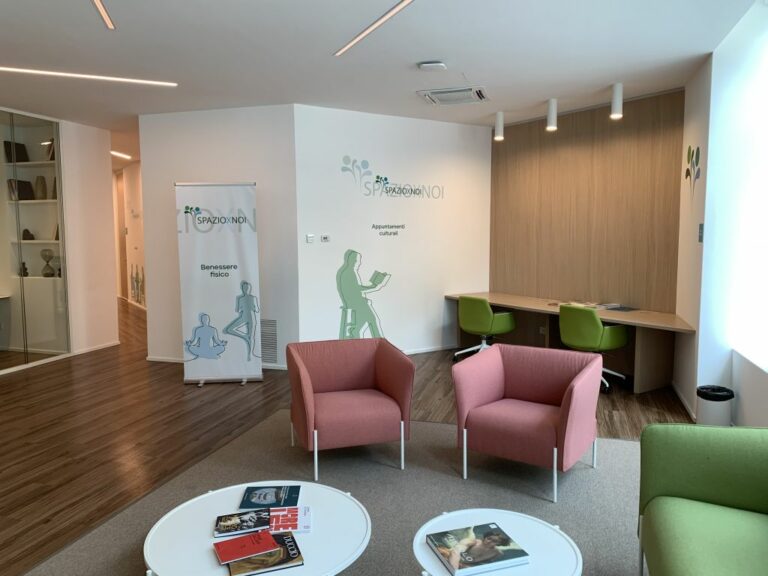 Milano, da Intesa Sanpaolo uno spazio di quartiere per gli over 65