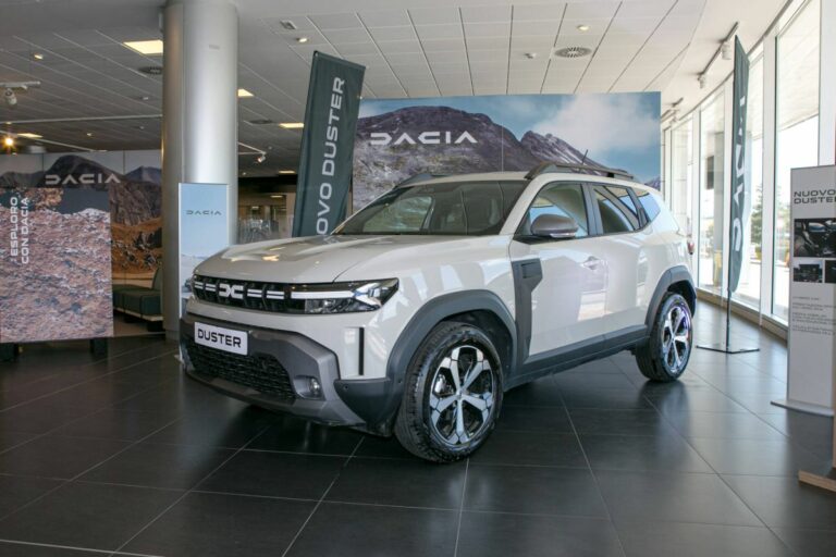 Nuovo Dacia Duster in tour in Italia