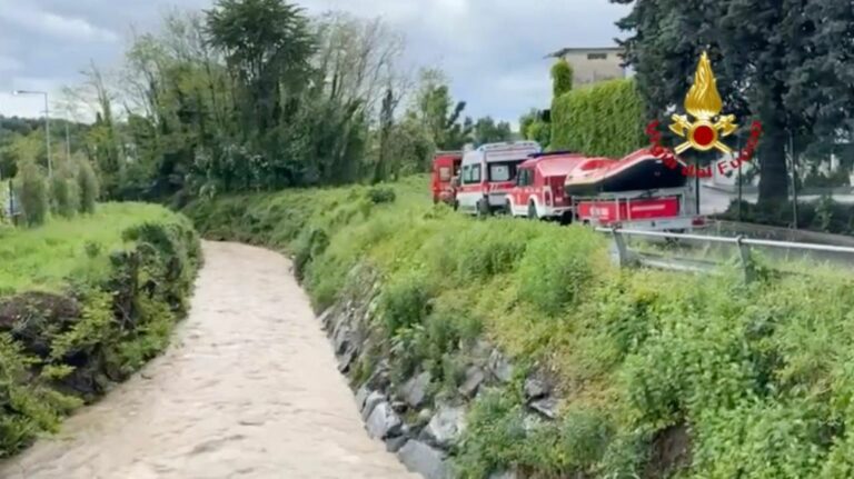 Maltempo, ritrovato corpo senza vita uomo caduto in torrente in piena a Cantù