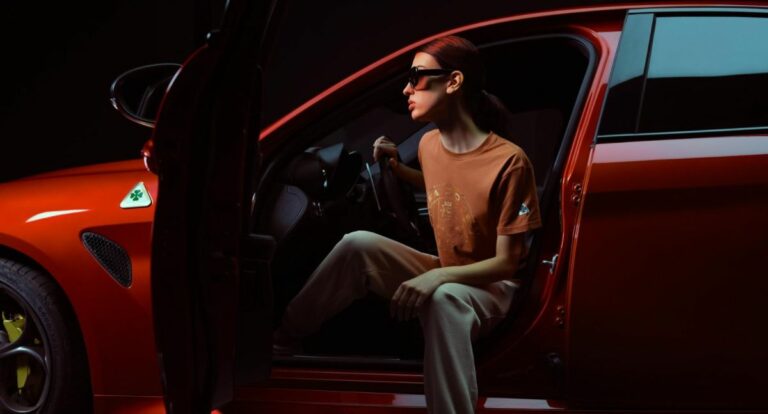 Alfa Romeo presenta il nuovo store online e la nuova collezione