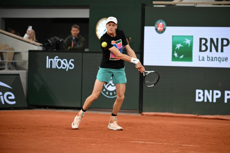 Sinner “Pronto per Roland Garros, l’anca non mi preoccupa”