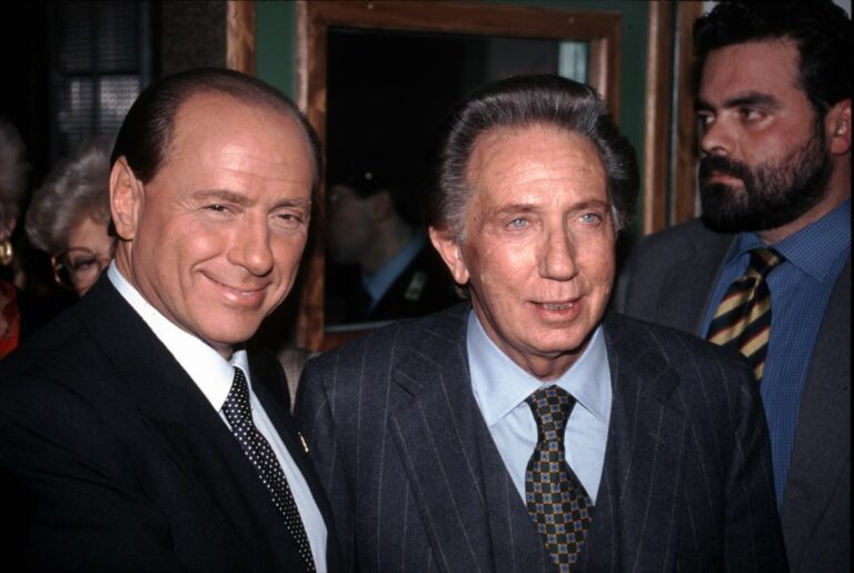 Cento anni fa nasceva Mike Bongiorno, re del quiz e dell’allegria