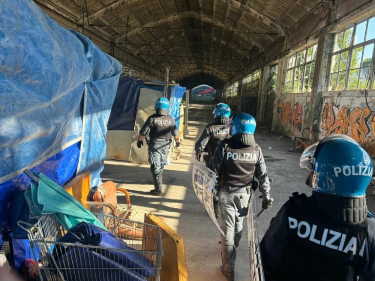 Roma, sgomberata l’area delle ex officine Romanazzi