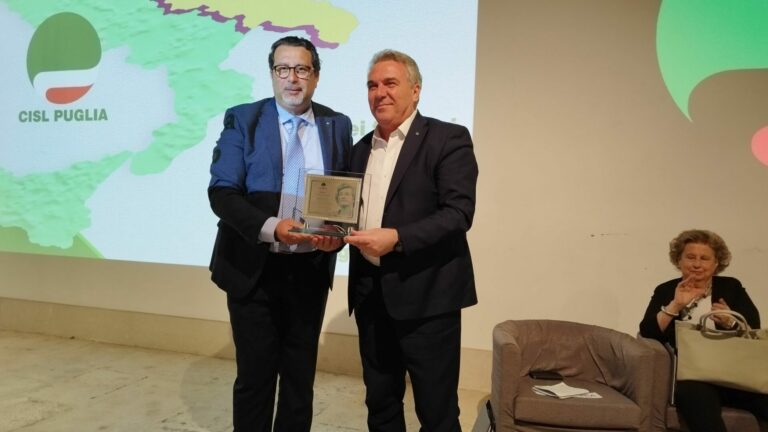 Cisl Puglia, conferito a Luigi Sbarra premio Tina Anselmi
